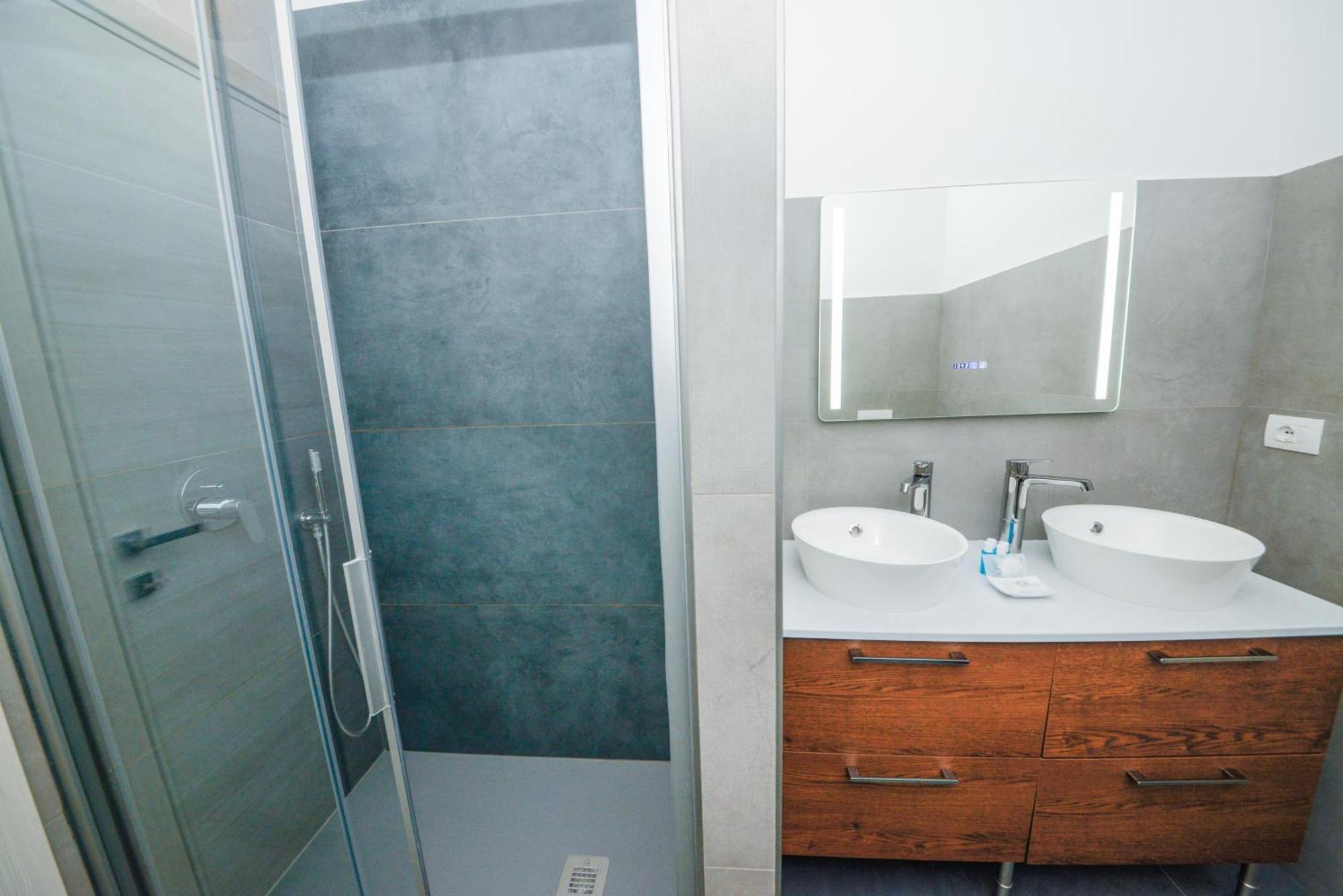 Apartamento Garda Family & Solarium Riva del Garda Exterior foto