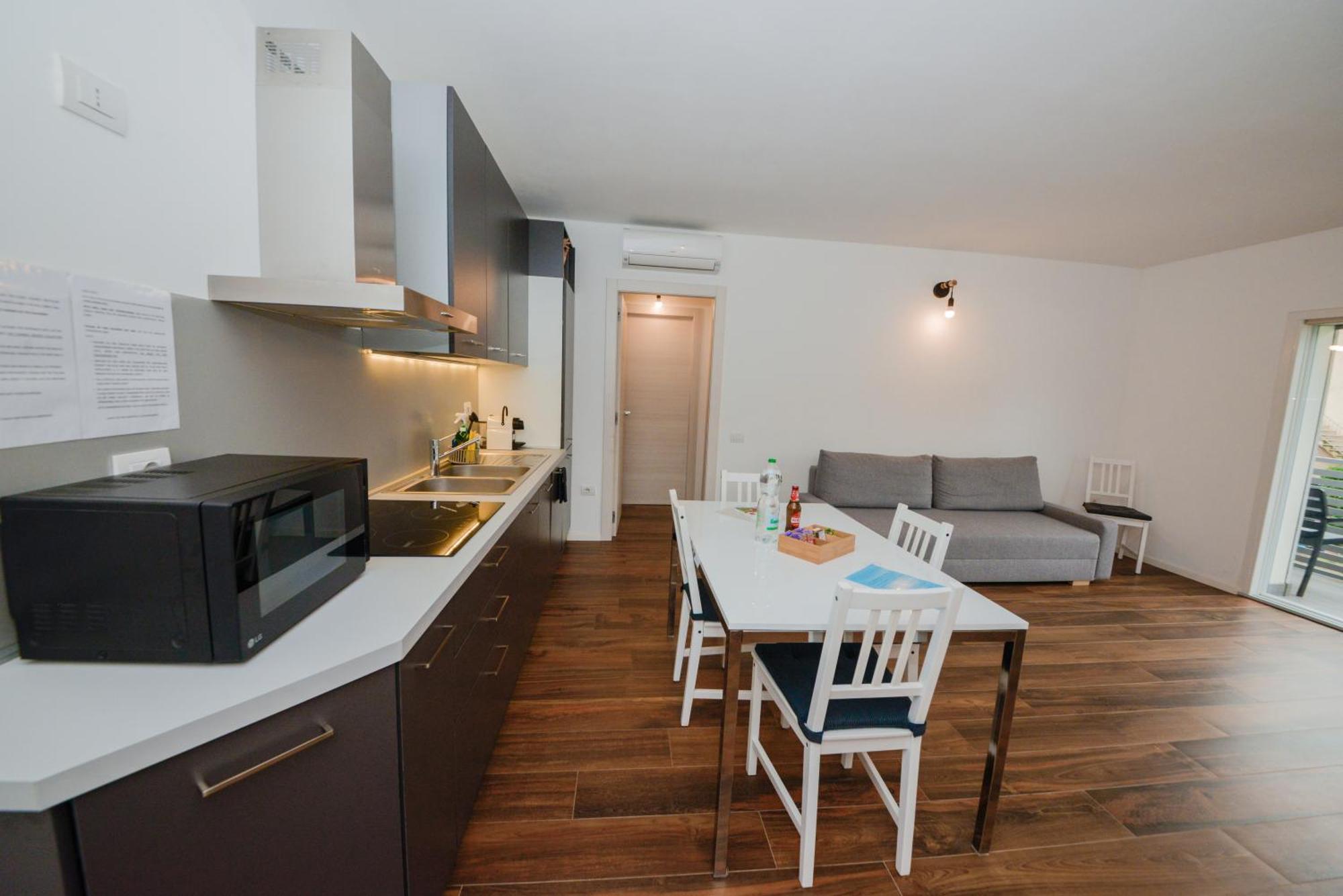 Apartamento Garda Family & Solarium Riva del Garda Exterior foto